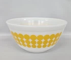 Vintage Pyrex Yellow Polka Dot 1.5 QT Nesting Mixing Bowl 402 Retro