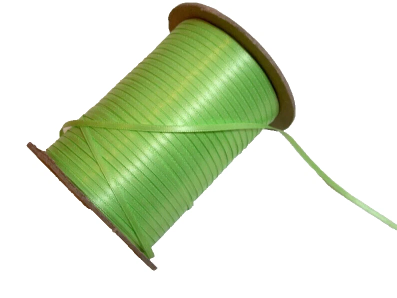 Offray Apple Green Double-Face Satin Ribbon 1/8 inch wide x 50 yards B17 - Image 2 of 3