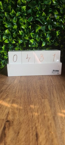 Paperchase Wedding Countdown Blocks Engagement Gift "Days Till I Do" - Picture 2 of 2