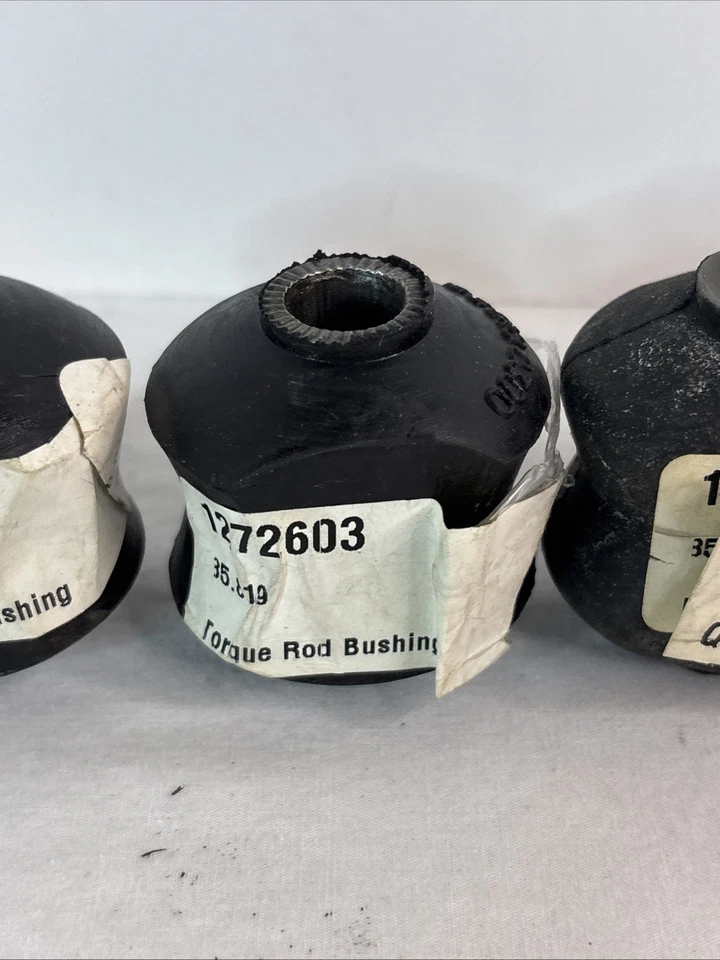 (4) Bujes de brazo de par para Volvo 265 264 245 244 242 y 164 1272603 Foto 3 de 4