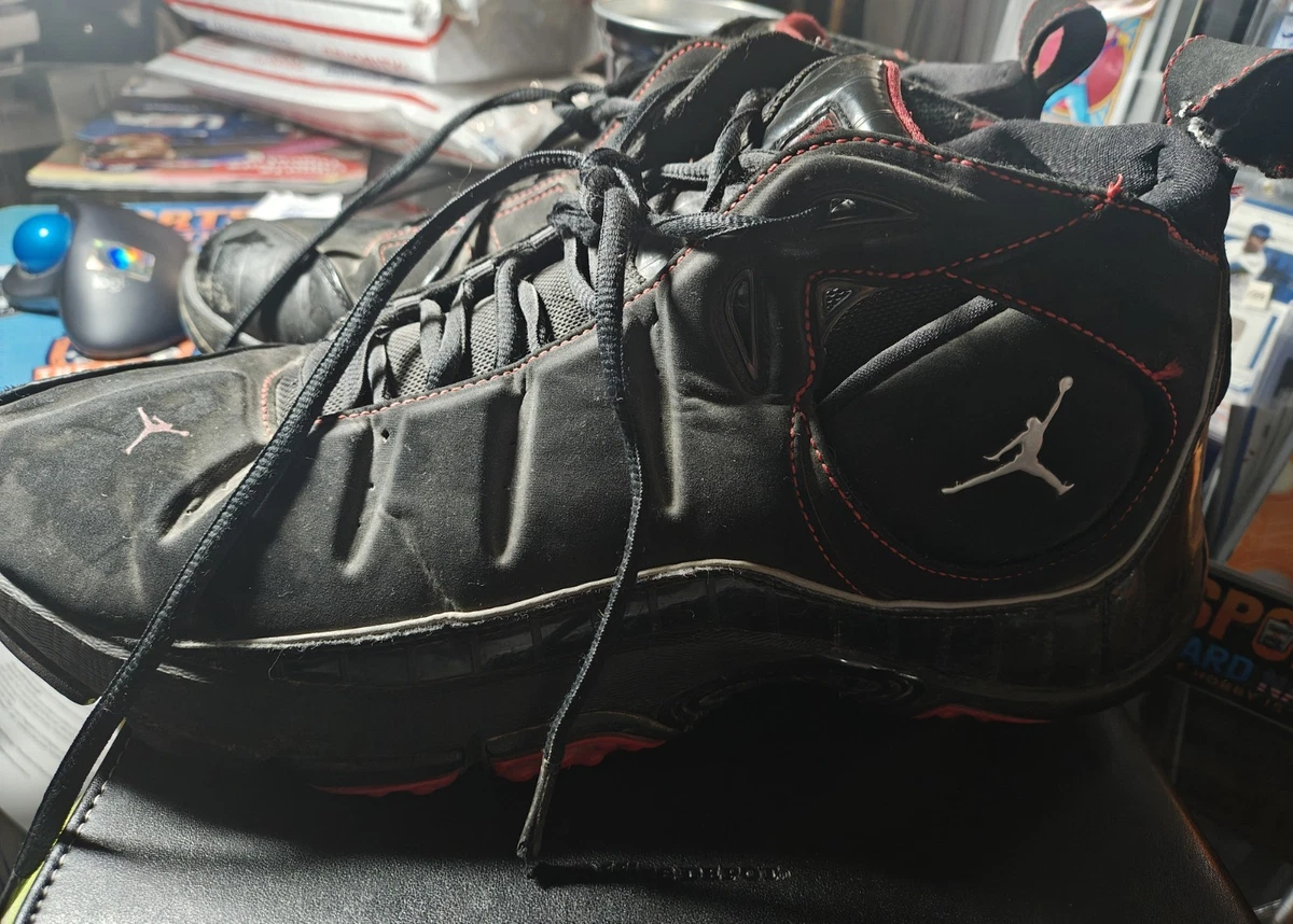 Jordan Jumpman Jeter Clutch Bred for Sale | Authenticity