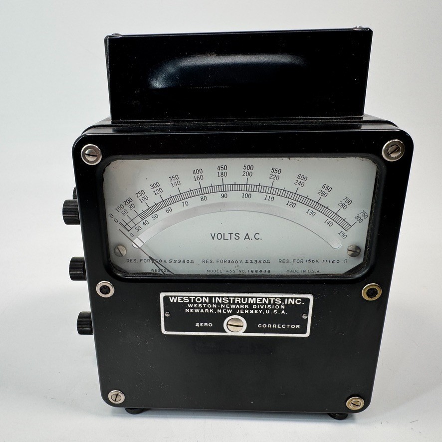 Vtg Weston Model 433 AC Voltmeter Volt Meter 150V 300V Analog Tester Newark NJ