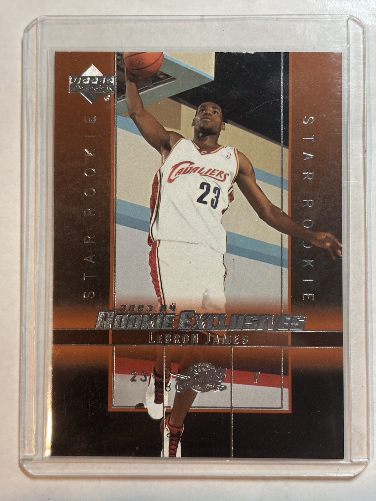 2003-04 Upper Deck Rookie Exclusives - Star Rookie LeBron James #1 (RC)