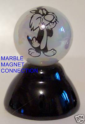BABY SYLVESTER THE CAT ON PEARL WHITE COLLECTOR MARBLE