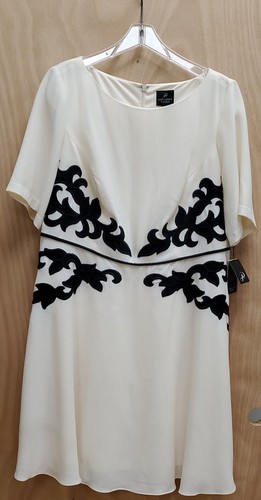 Adrianna Papell Short Sleeved Dress Knee Length Back Zipper Sz 20W MRSP $180 - Picture 5 of 8