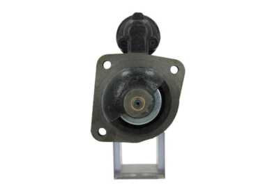 Neu  Anlasser passend für Mercedes / MAN 4.0 kw 24  Volt 0001368028+