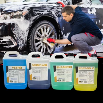 GPDESIGN KIT LAVAGGIO 4 TANICHE 5KG SGRASSANTE BICOMPONENTE SHAMPOO LAVAVETRI NERO GOMME