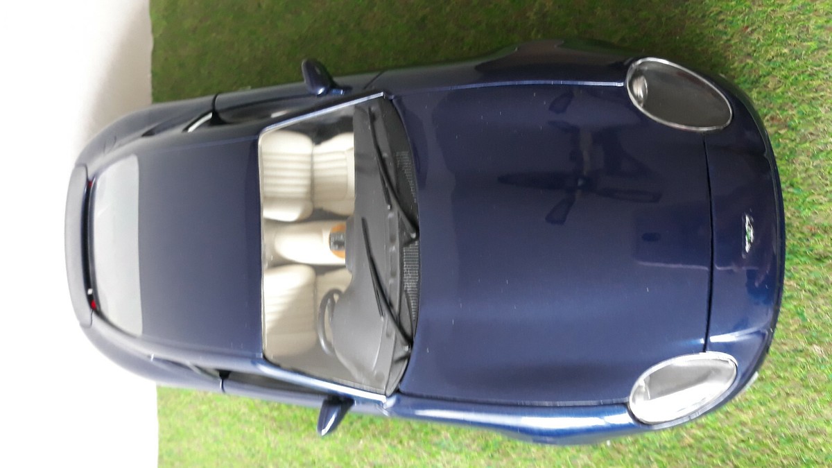 Aston Martin DB7 Chromée 1/18 GUILOY 67098 - Miniature De Collection état Neuf