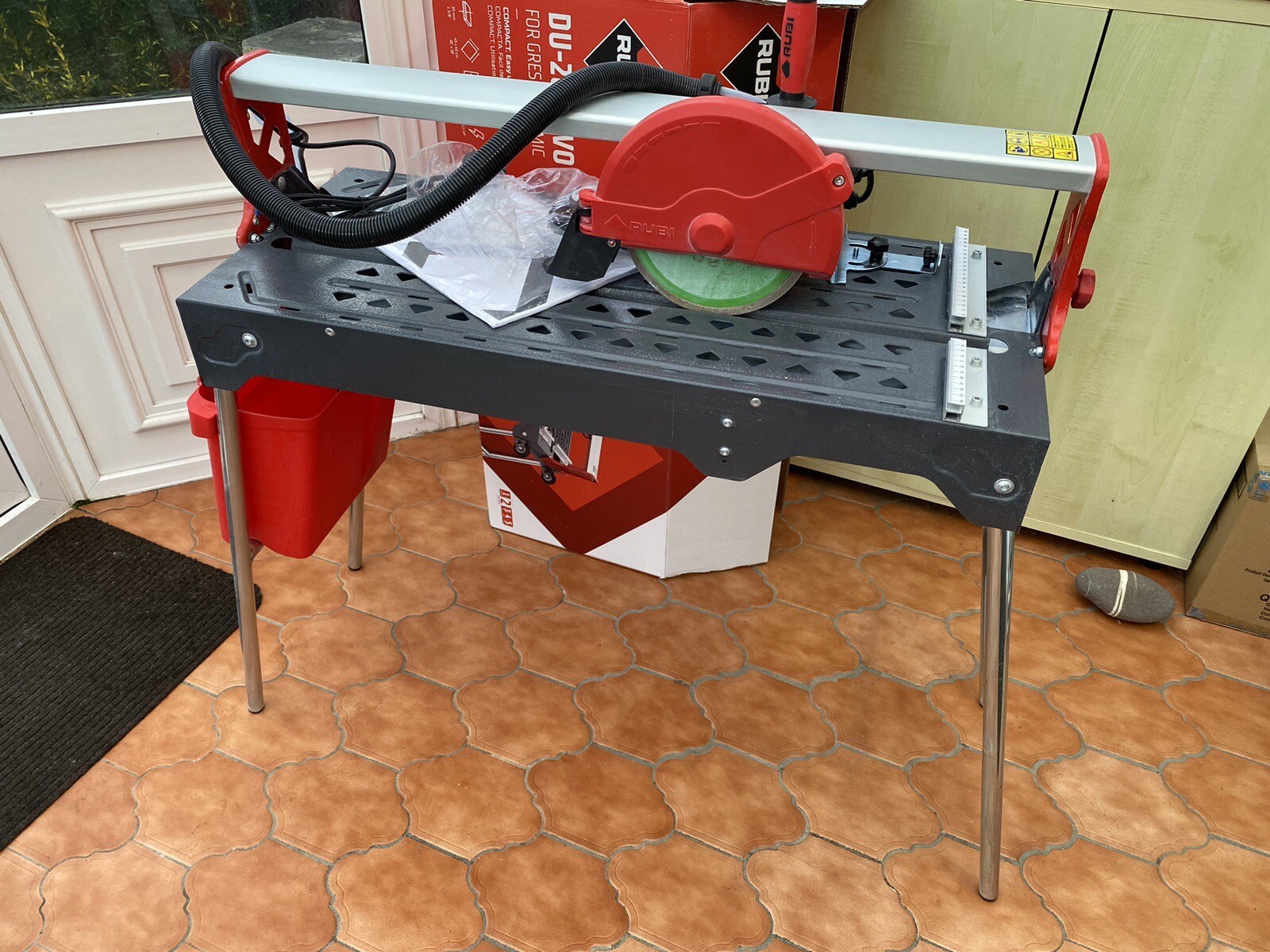 Rubi DU200 EVO 650 Electric Tile Cutter 230v Wet Tile Saw eBay