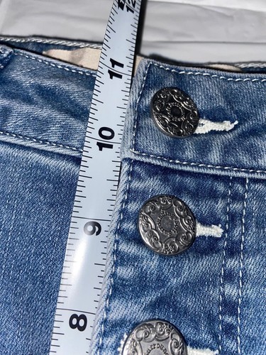 Soft Surroundings Straight Leg Girlfriend Light Wash Jean Size 8 - Picture 6 of 9