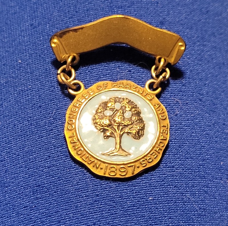 1897 National Congress of Parents and Teachers Pin