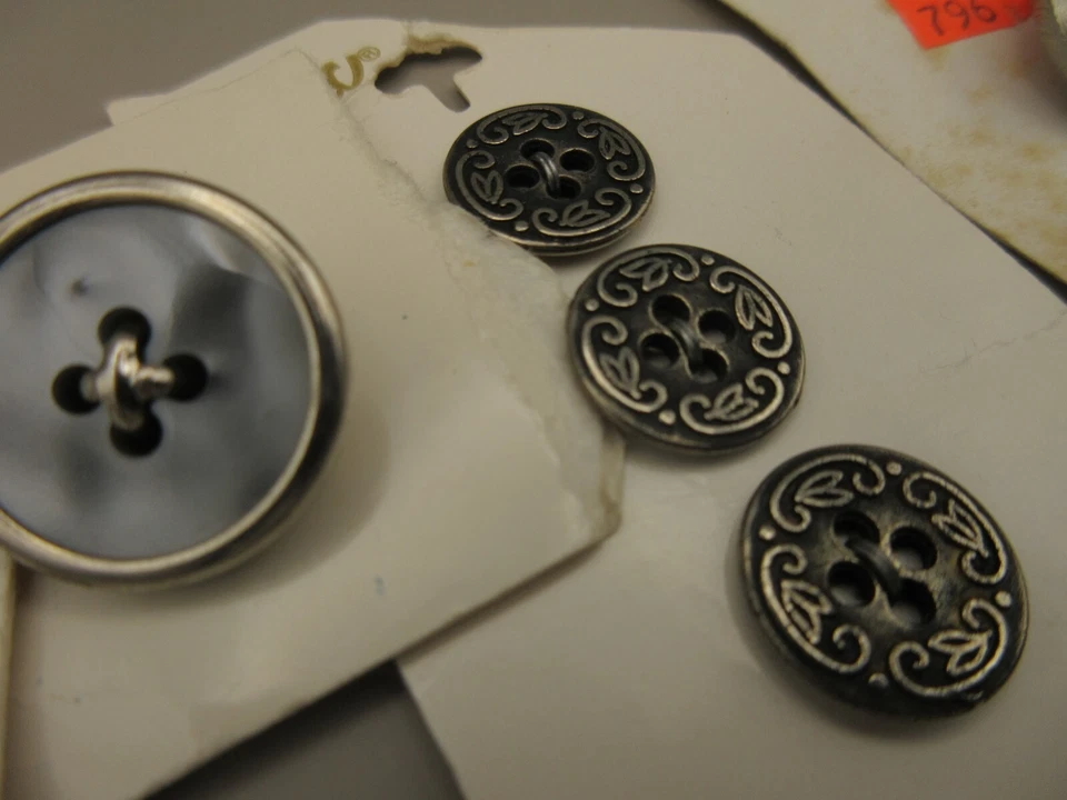 NOS VINTAGE Lot of (38) 1/2" METAL BUTTON Shank Flat Silver Antique Gold - Image 4 of 4