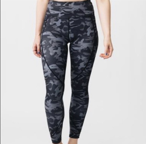 ZYIA ACTIVE Light N Tight Hi-Rise Capri 