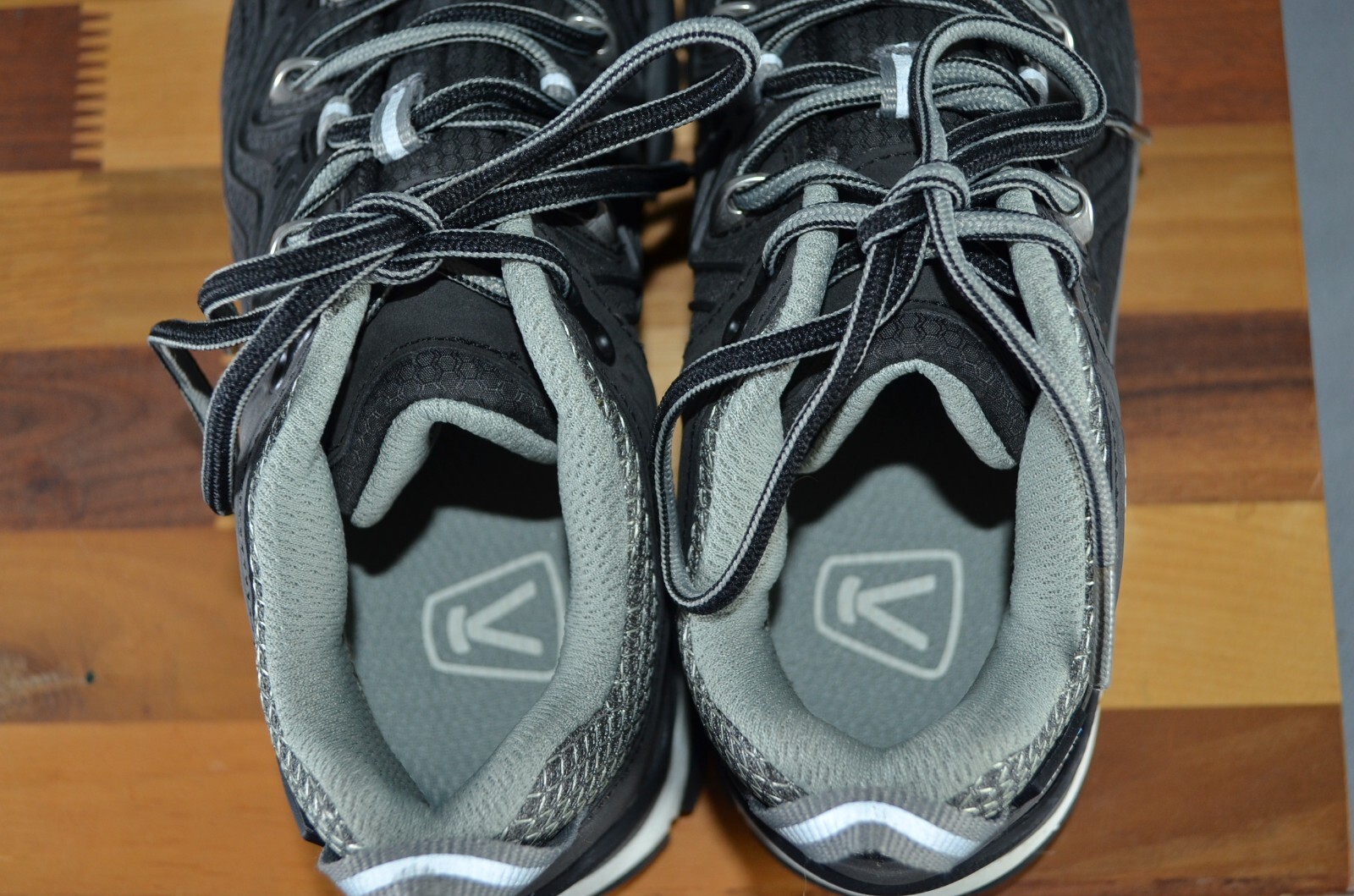 Nuove scarpe sneakers da trekking KEEN Aphlex basse WP impermeabili da donna taglia 5 5 W stringate