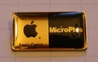 APPLE computer MICROPLUS APPLE CENTER vintage pin Mac Macintosh