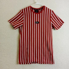 HUF T-Shirt Medium Adult Short Sleeve Cotton Red Striped Heavyweight