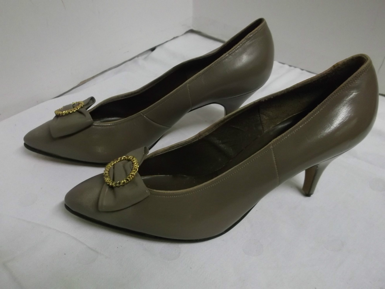 50er 60er Jahre NOS Pumps Damen Schuh Leder True Vintage Gr. 5 = 38 50s Schuhe 50er 60er Jahre NOS Pumps Damen Schuh Leder True Vintage Gr. 5 = 38 50s Schuhe