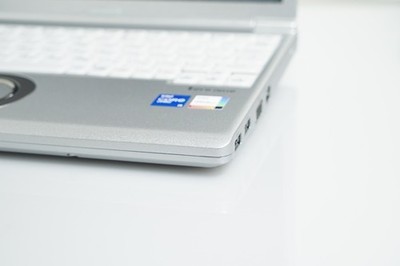 Panasonic Let's Note CF-SV9 i5-10310U 16GB 256GB SSD 12.1-inch