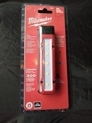 Milwaukee 2108 300 Lumen LED Magnetic Flood Light - Red