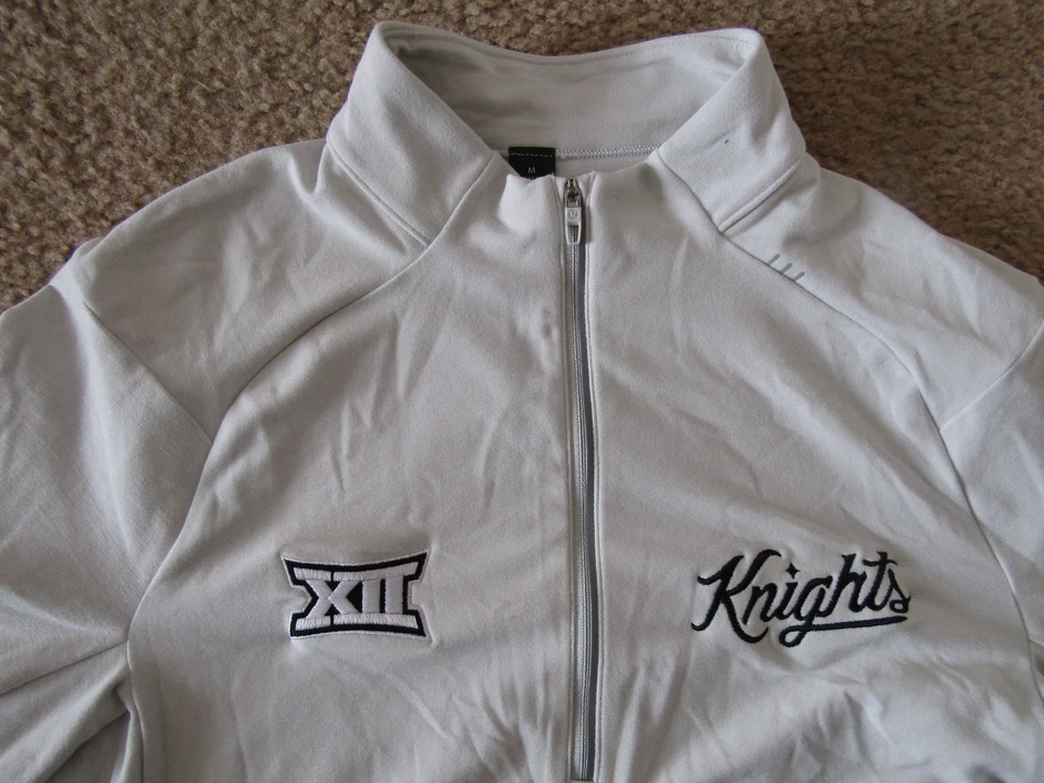 UCF Knights Football Team Issued Lululemon 1/4 Zip On-Field Sweatshirt Sz Medium - Image 2 of 4