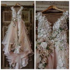 Champagne 3D Floral Lace Wedding A-Line Dresses V-Neck sleeveless Bridal Gowns