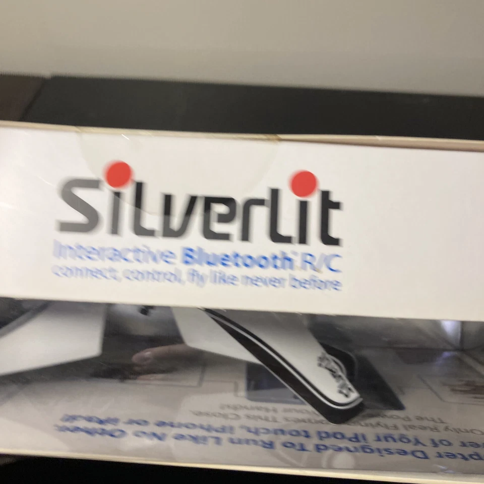 Silverlit Interactive Bluetooth R/C Blu-Tech Heli BSH-A B4620 - Image 3 of 4