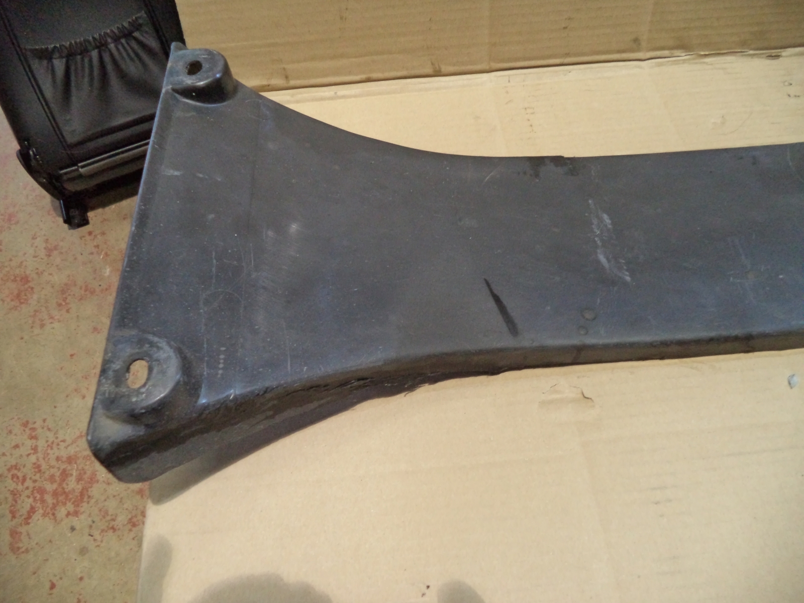 skid plates underbody rear right Ferrari F355 64840900 for sale 