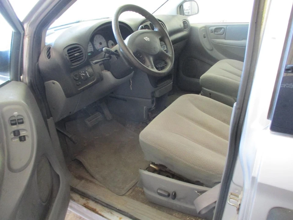 Used Speedometer Gauge fits: 2006 Dodge Caravan cluster white face w/tachometer Foto 3 de 4