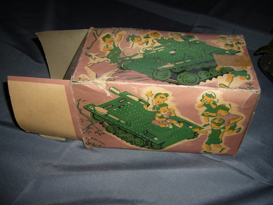 Tank Tchad Joustra en boîte (pelles présentes) 10 / 700 jouet ancien - Photo 3/4