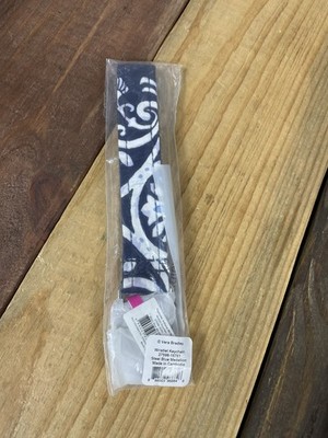 NWT Vera Bradley Wristlet Keychain Steel Blue Medallion Navy | eBay