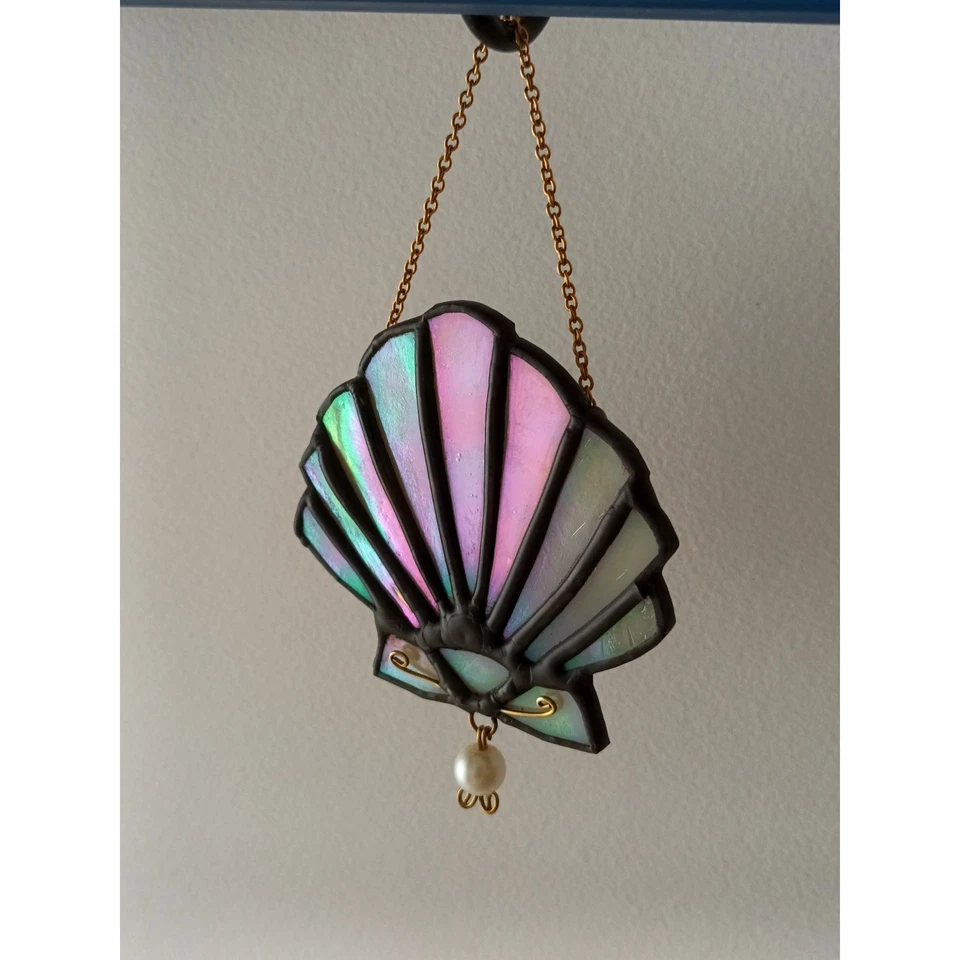 Conchiglia in vetro artigianale con tecnica Tiffany. - Immagine 3 di 4