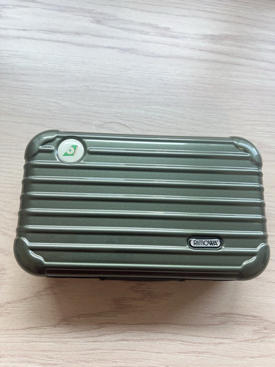 Rimowa First Class Amenity Toiletry Case - Metallic Green