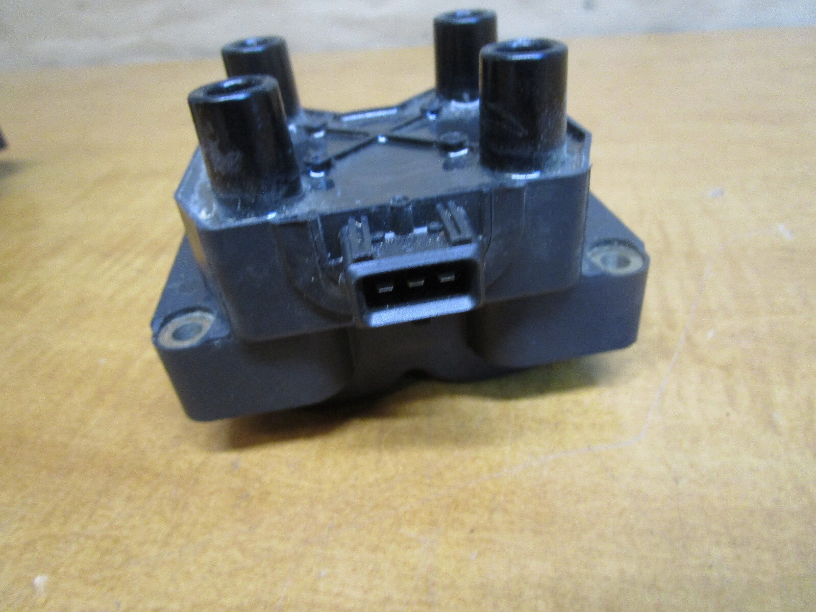 Ferrari 348,355,Mondial - Ignition Coil   P/N 138255