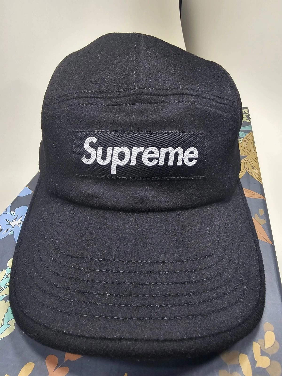 Casquette de camp en laine Supreme noire FW20
