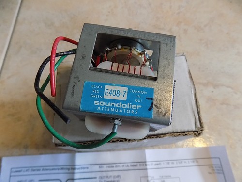 Soundolier attenuator E408-7 wall mount speaker volume control new old stock - 第 1/3 張圖片
