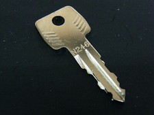 Thule Schl&uuml;ssel N246 N 246 Ersatzschl&uuml;ssel f&uuml;r Hecktr&auml;ger Dachboxen Dachtr&auml;ger