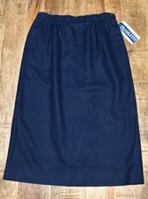 Vintage Pendleton navy blue wool skirt made in USA size 6 petite 5