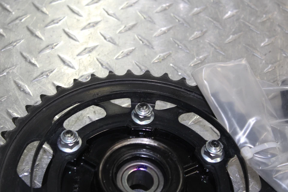 2015 YAMAHA FZ09 后背 SPROCKET 45T — 第 2/4 张图片