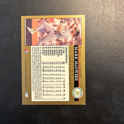 C55c 1992 Leaf Black Gold Edition #16 Mark McGwire, Oakland, A s Athletics