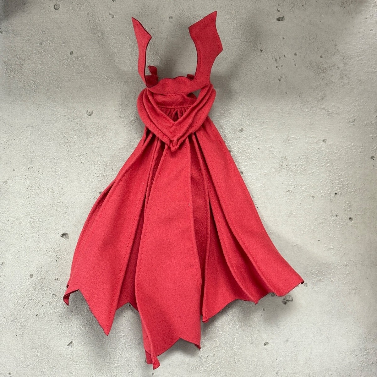 KC-KS-MEDSPN: Wired Cape for McFarlane Kickstarter Medieval Spawn