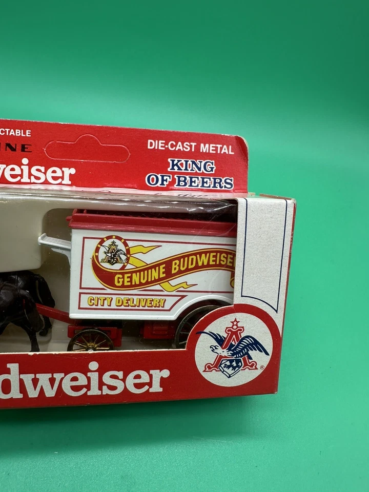 Budweiser Die Cast escala 1/64 King of Beers City Delivery With Horses 1979 Foto 3 de 4