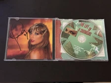 Taylor Swift The Life of a Showgirl CD Hand Signed Photo 1 w/ Heart IN HAND