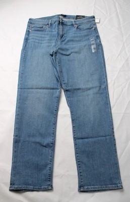 Gap Women's Mid Rise Classic Straight Leg Jeans CN6 Medium Masco Size 18/34R NWT