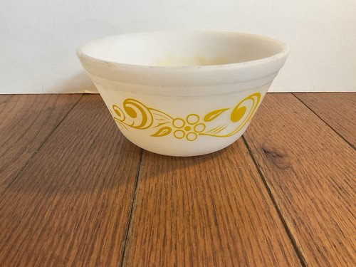 Federal Milk Glass Forno Ware Giallo Atomic Scroll Vortice Fiori Ciotola di Miscelazione 6" - Foto 5 di 9