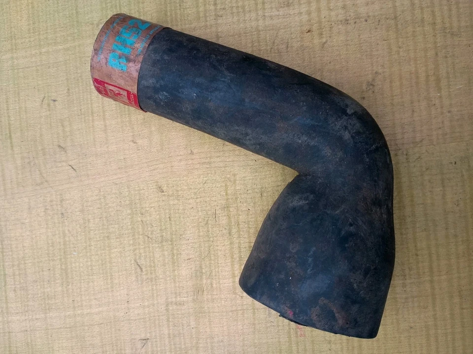 TUYAU DE RADIATEUR SUPÉRIEUR QUINTON HAZELL BEDFORD CA CAV 10/12CWT 1507CC OHV À PARTIR DE 1960 - Photo 2/2