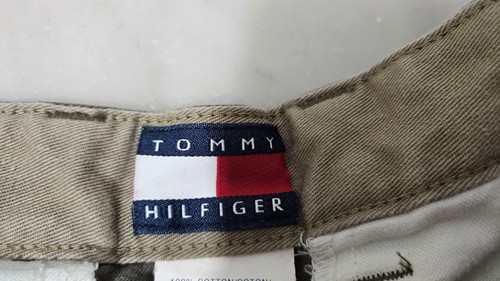 Tommy Hilfiger Classic Fit Khaki Pleated Work Slacks Men's Pants Size 31 X 34 - Picture 4 of 11