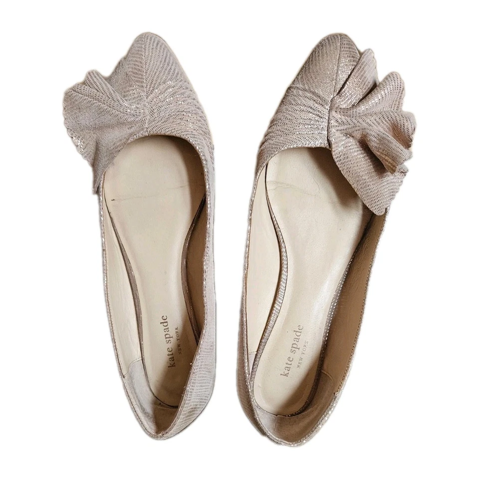 Zapatos planos Kate Spade para mujer talla 10 con lazo rosa polvoriento lazo brillante Foto 3 de 4