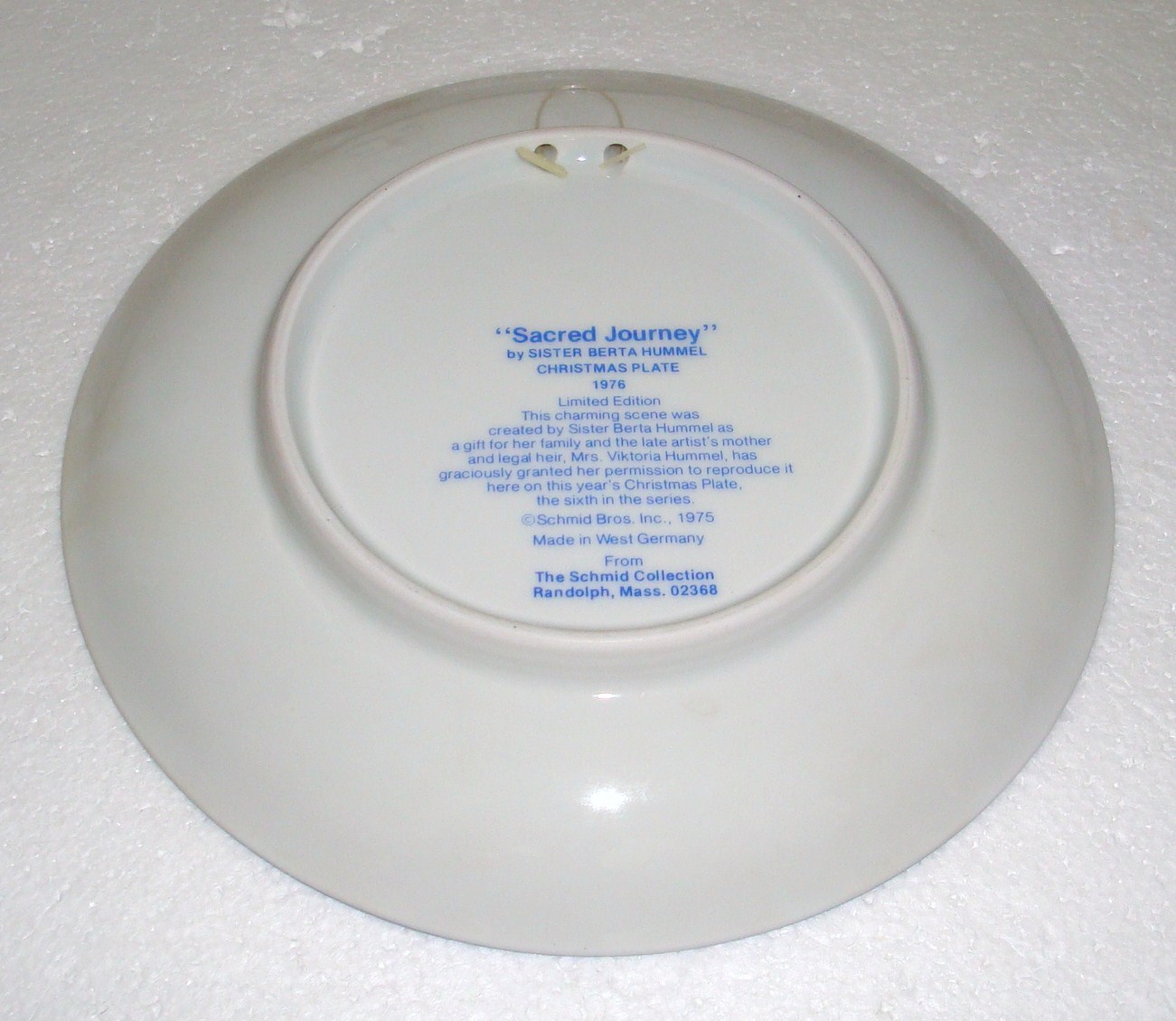 1976 Christmas Plate~Schmid by Berta Hummel~Sacred Journey~West Germany