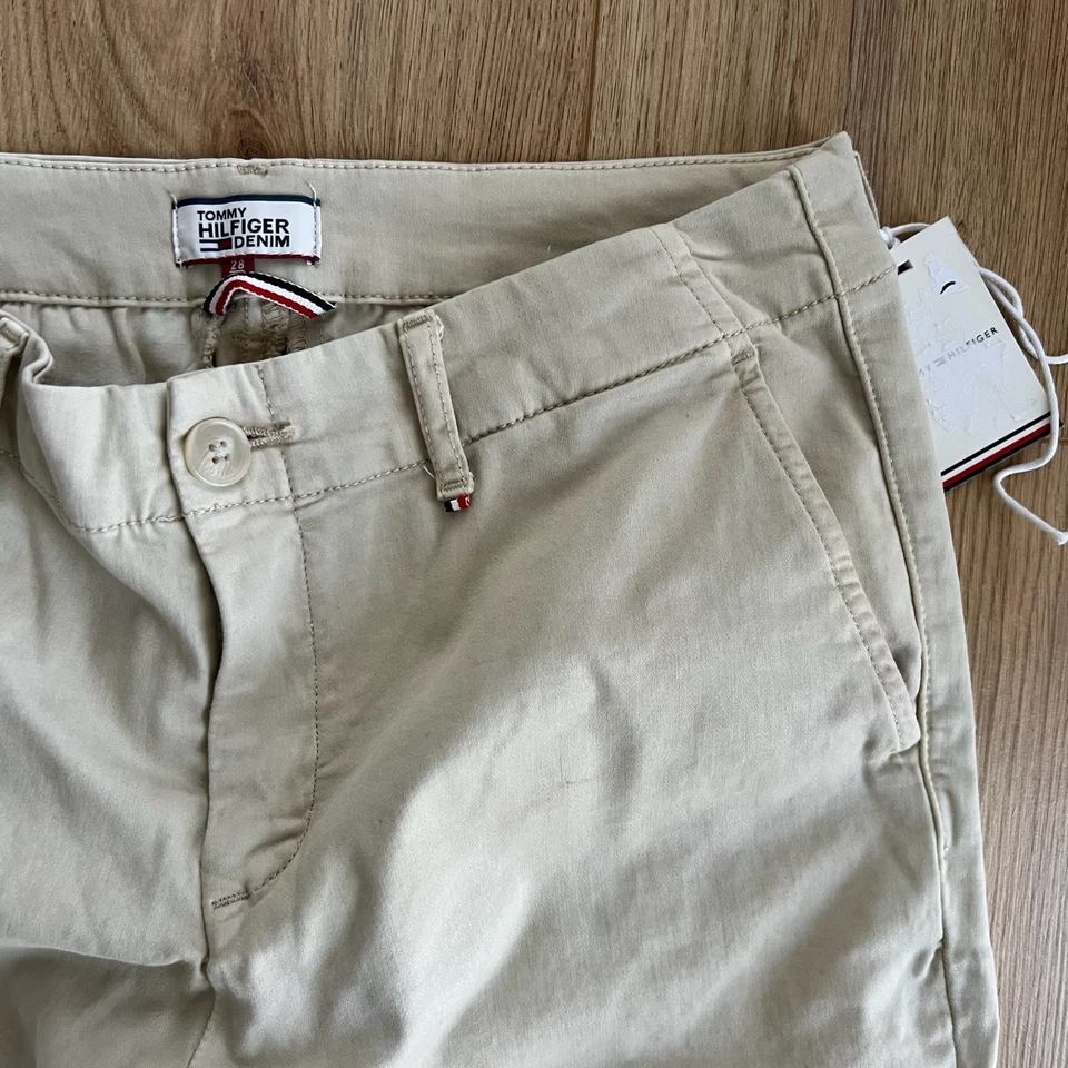 Pantalones Chino Tommy Hilfiger, Beige, Talla 28/32 - Imagen 3 de 4