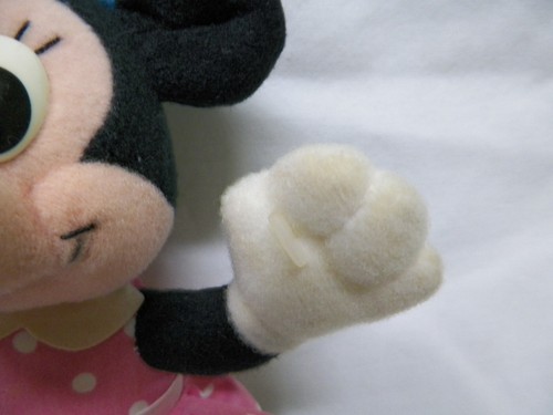 Spielschule Minnie Maus Plüschtier 9" Spielzeug in rosa Tupfen Kleid blaue Schuhe & Schleife - Bild 6 von 15